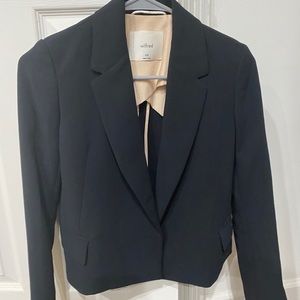 Aritzia Wilfred Free perfect cropped blazer